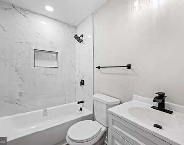 1918 E Lafayette Avenue - Photo Thumbnail 19
