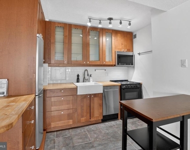 1301 Delaware Avenue Sw - Photo Thumbnail 10