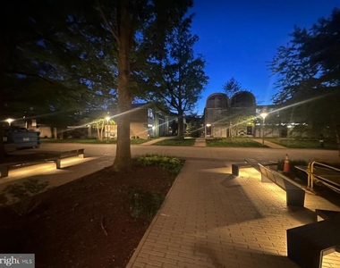1301 Delaware Avenue Sw - Photo Thumbnail 2