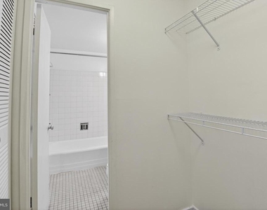 1301 Delaware Avenue Sw - Photo Thumbnail 15