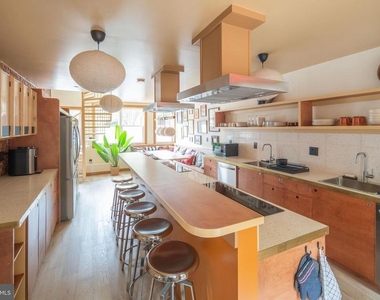 2021 4th Street Nw - Photo Thumbnail 11