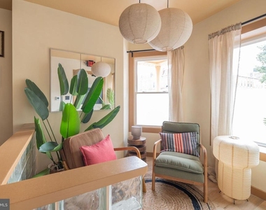 2021 4th Street Nw - Photo Thumbnail 2