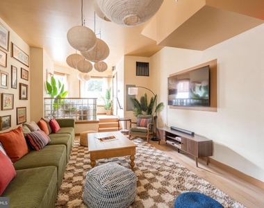 2021 4th Street Nw - Photo Thumbnail 7