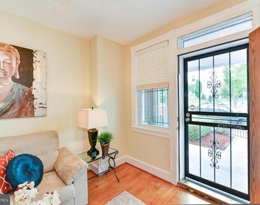 1648 L Street Ne - Photo Thumbnail 3