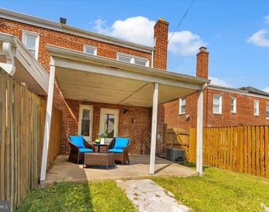 1193 46th Place Se - Photo Thumbnail 13