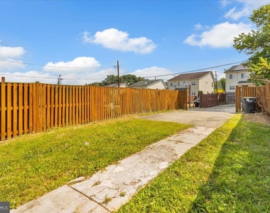 1193 46th Place Se - Photo Thumbnail 16