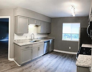 1508 Gorman Street - Photo Thumbnail 2