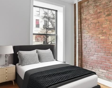 West 103rd Street, Unit 3FW - Photo Thumbnail 1