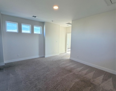 8604 Torrita Dr - Photo Thumbnail 14