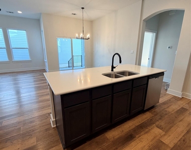 8604 Torrita Dr - Photo Thumbnail 7