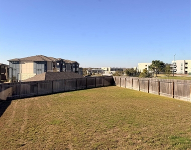 8604 Torrita Dr - Photo Thumbnail 17