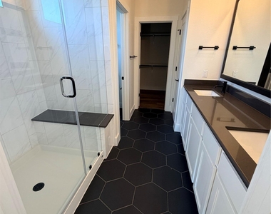 8604 Torrita Dr - Photo Thumbnail 11