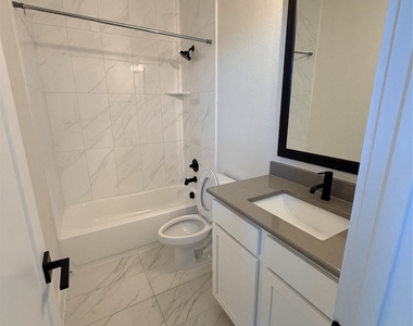 8604 Torrita Dr - Photo Thumbnail 15