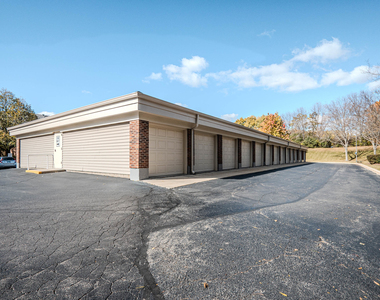 801 N Mclean Boulevard - Photo Thumbnail 31