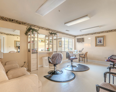 801 N Mclean Boulevard - Photo Thumbnail 24