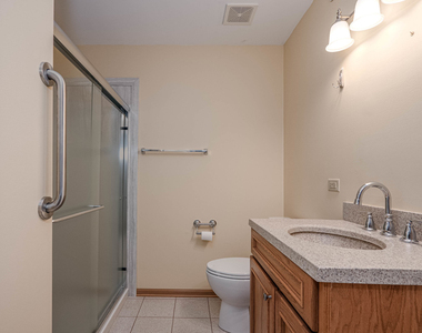 801 N Mclean Boulevard - Photo Thumbnail 9