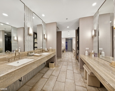 401 N Wabash Avenue - Photo Thumbnail 12