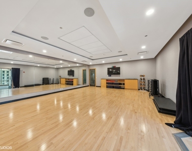 401 N Wabash Avenue - Photo Thumbnail 15