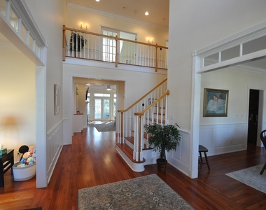 163 Taconic - Photo Thumbnail 1