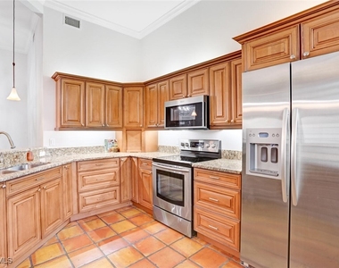 6535 Valen Way - Photo Thumbnail 12