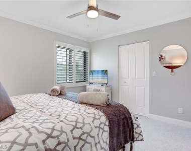 6535 Valen Way - Photo Thumbnail 25