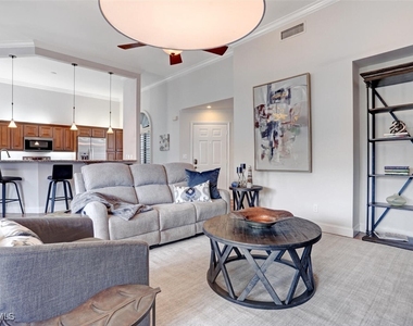 6535 Valen Way - Photo Thumbnail 5