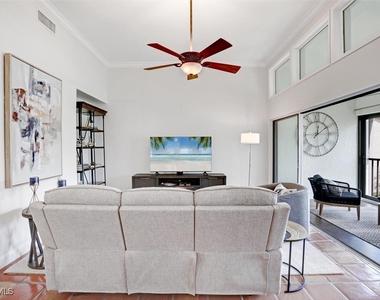 6535 Valen Way - Photo Thumbnail 7