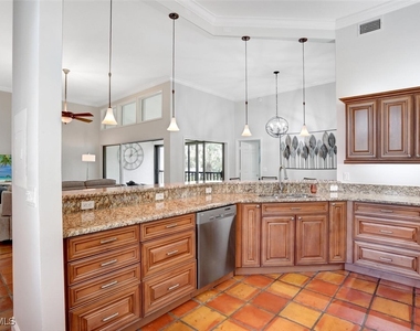 6535 Valen Way - Photo Thumbnail 10