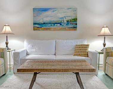 7095 Barrington Circle - Photo Thumbnail 16