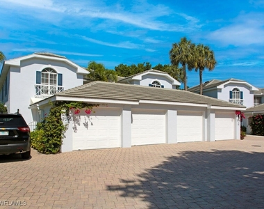 7095 Barrington Circle - Photo Thumbnail 32