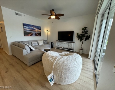 7615 Arbor Lakes Court - Photo Thumbnail 3