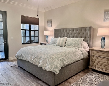 9092 Chula Vista Street - Photo Thumbnail 5