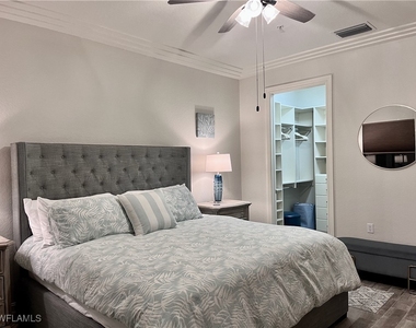 9092 Chula Vista Street - Photo Thumbnail 7