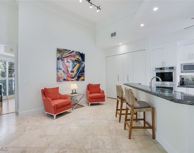 1560 Clermont Drive - Photo Thumbnail 4