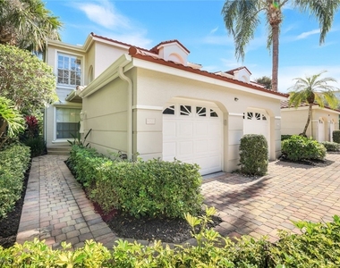 1560 Clermont Drive - Photo Thumbnail 18