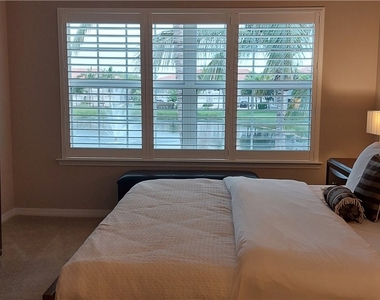 8561 Violeta Street - Photo Thumbnail 15