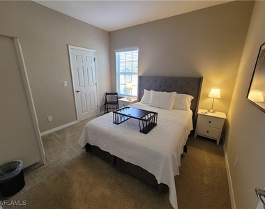 8561 Violeta Street - Photo Thumbnail 20