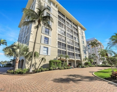 2750 Gulf Shore Boulevard N - Photo Thumbnail 18