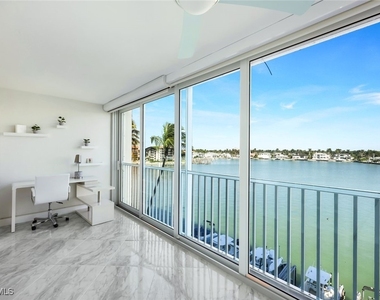 2750 Gulf Shore Boulevard N - Photo Thumbnail 13