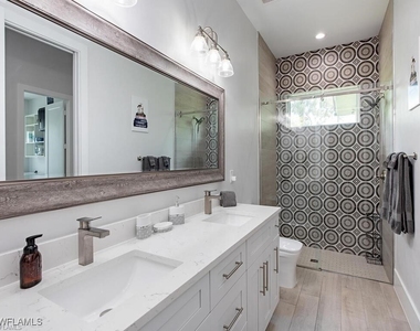 710 Soll Street - Photo Thumbnail 9