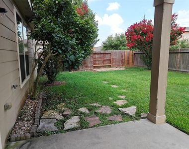 7915 Moss Springs Ct Court - Photo Thumbnail 49