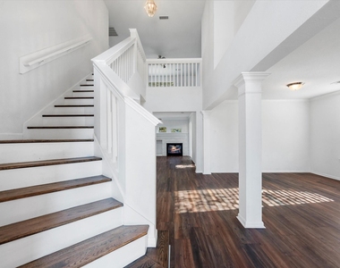 14306 Spring Marsh Court - Photo Thumbnail 3