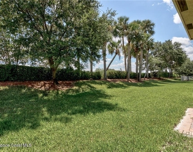 9907 E Verona Circle - Photo Thumbnail 16
