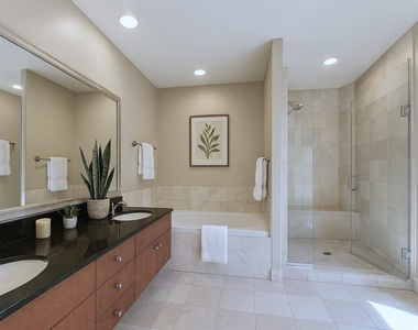 404 Parker Street - Photo Thumbnail 18