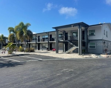 675 Indian Rocks Road N - Photo Thumbnail 4