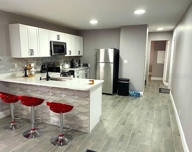 15731 Se 72nd Place - Photo Thumbnail 4
