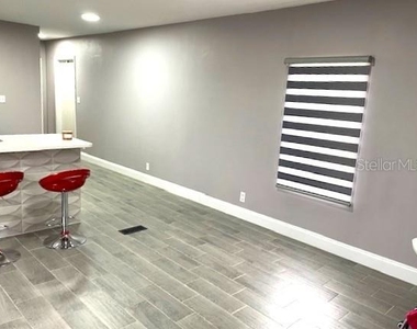 15731 Se 72nd Place - Photo Thumbnail 9