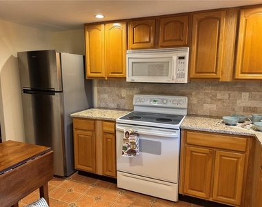 3124 Lake Bayshore Drive - Photo Thumbnail 12