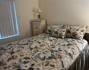 3124 Lake Bayshore Drive - Photo Thumbnail 43