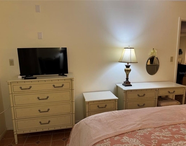 3124 Lake Bayshore Drive - Photo Thumbnail 49